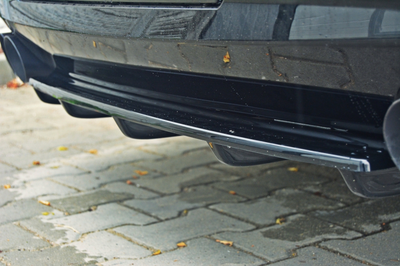 CENTRAL REAR SPLITTER BMW 5 F11 M-PACK V.2