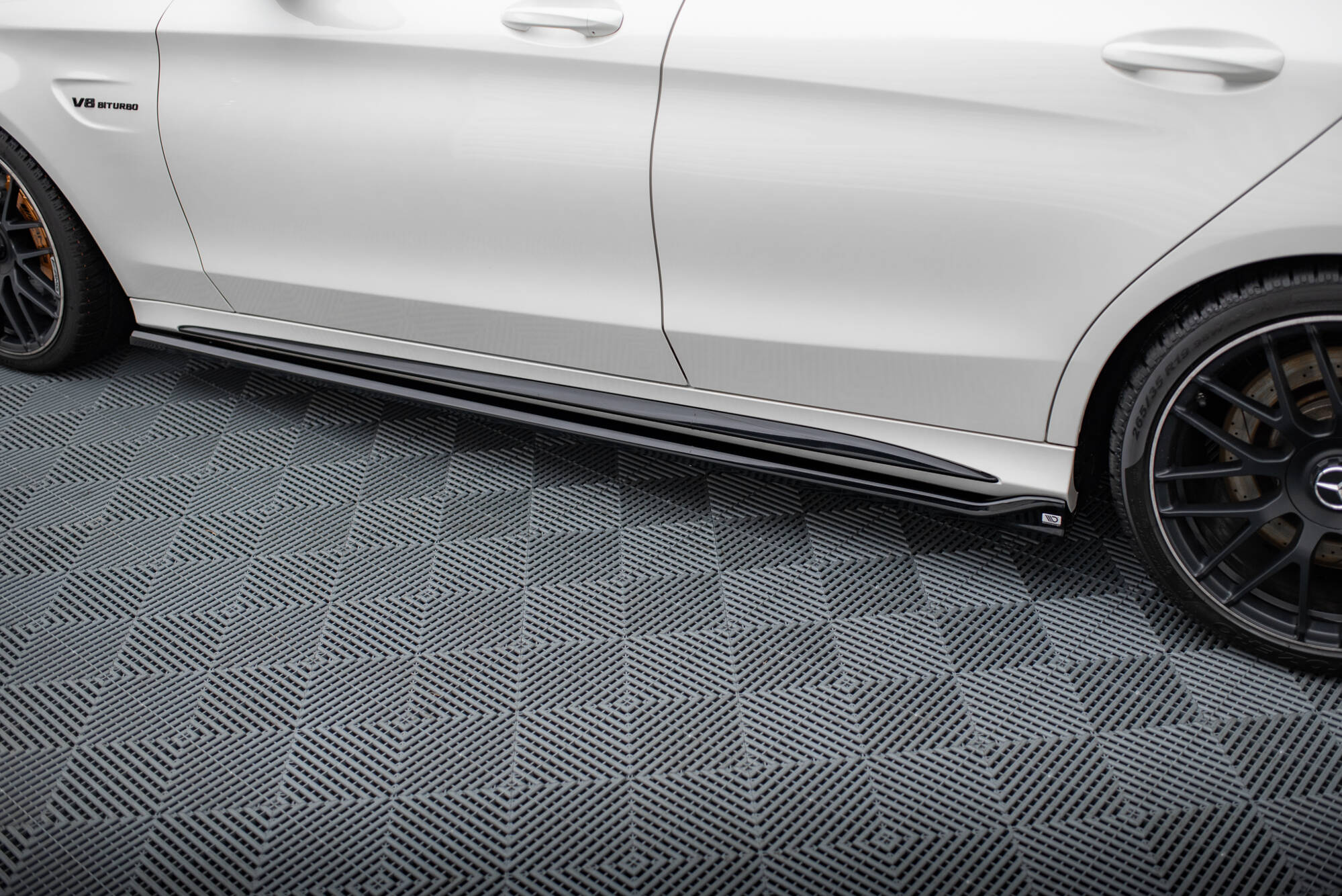 Side Skirts Diffusers V.2 Mercedes-AMG C63 Sedan / Estate W205 / S205 - 4