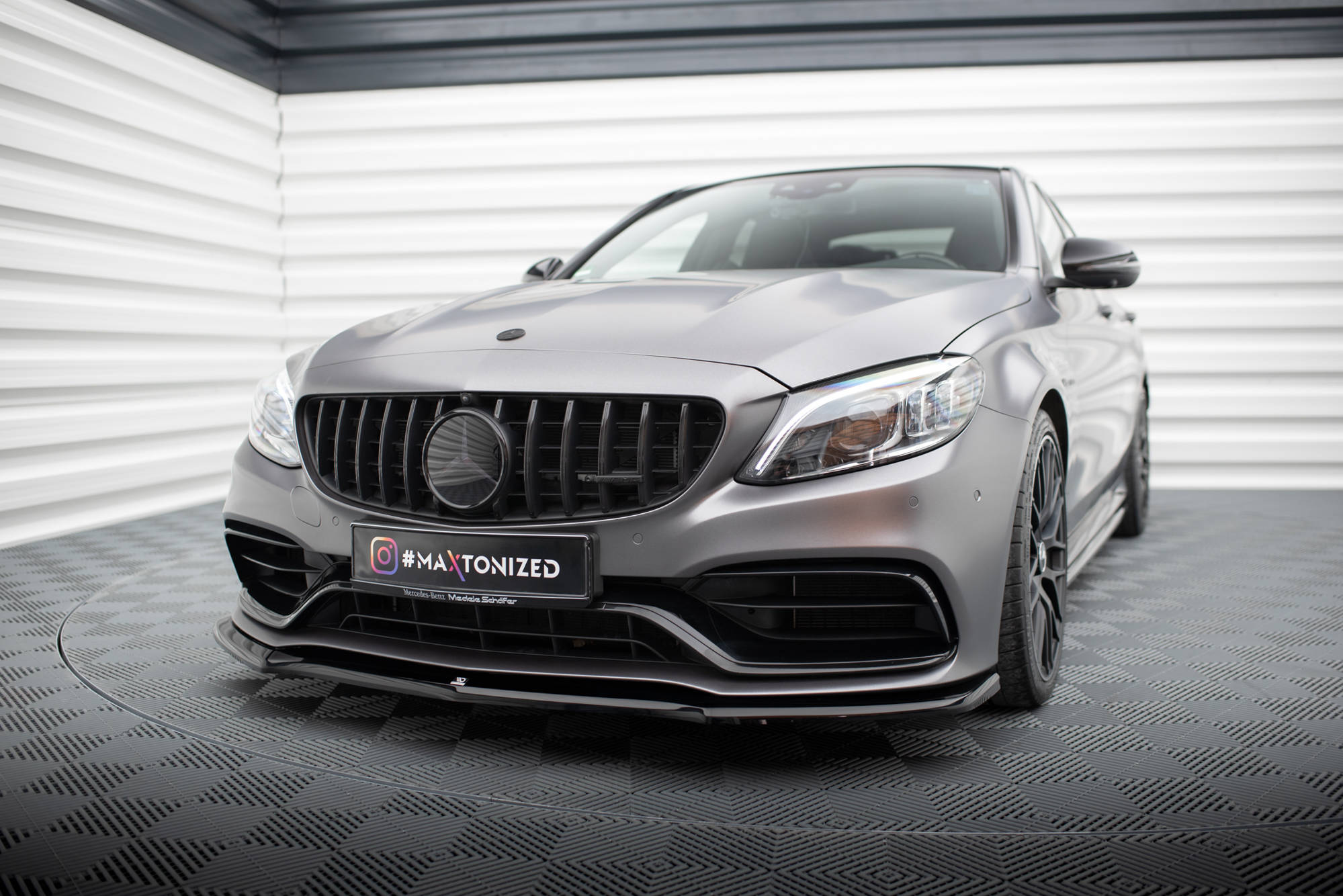 Front Splitter V.1 Mercedes-AMG C63 Sedan / Estate W205 Facelift - 4