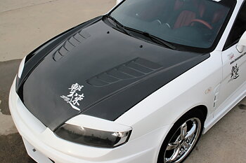 HYUNDAI COUPÃ‰/TIBURON GK 03-06 CHARGESPEED HOOD FIBERGLASS