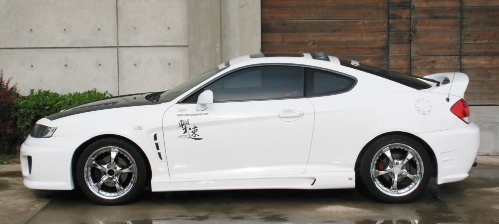 HYUNDAI COUPÉ/TIBURON GK 03-06 CHARGESPEED SIDOKJOLAR