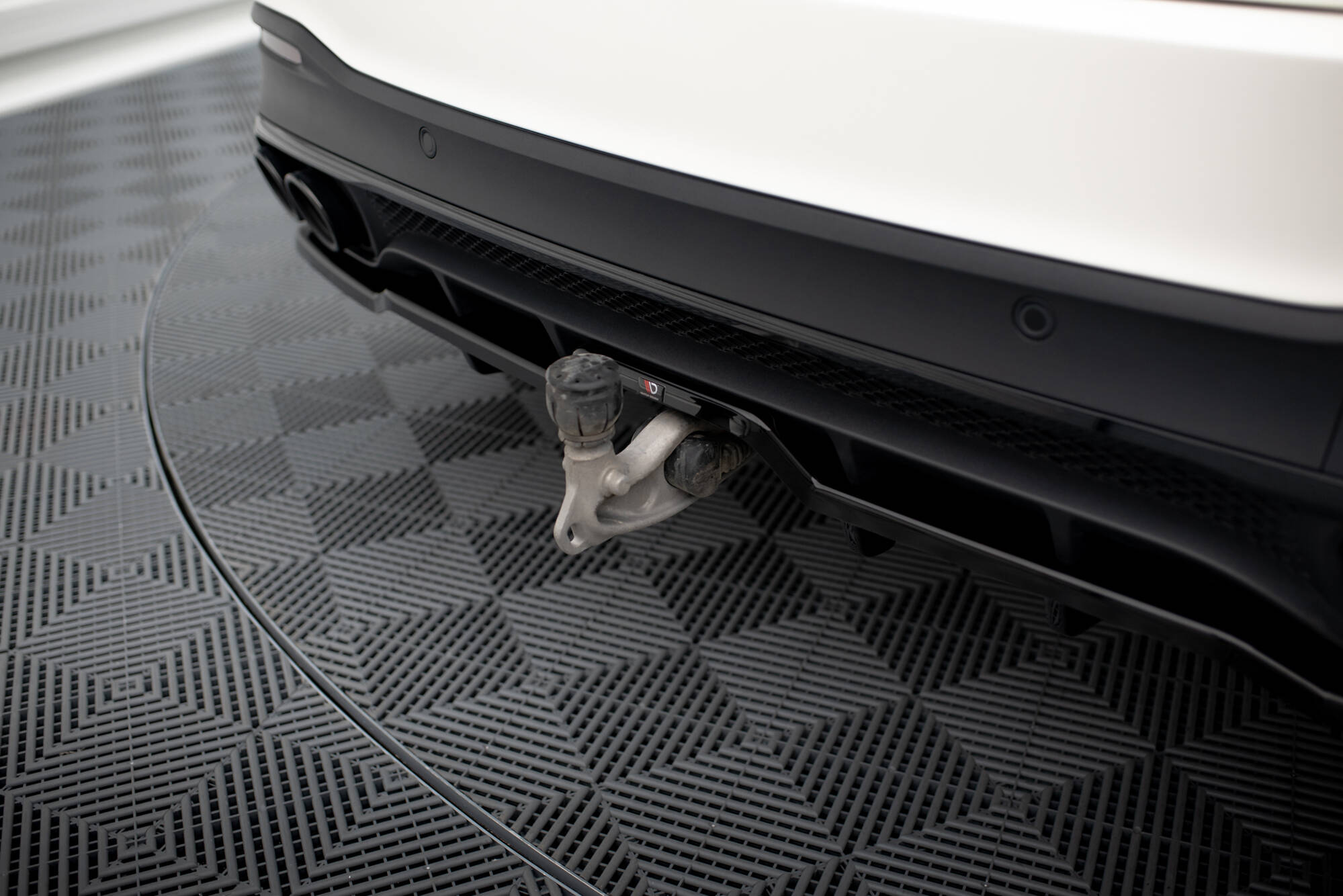 Central Rear Splitter (Vertical Bars) Mercedes-AMG GLE 53 W167 - 3