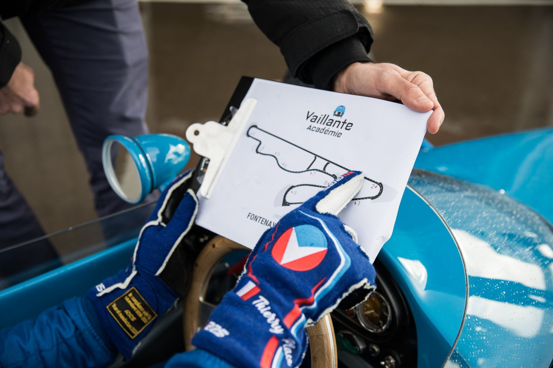 RACING GLOVES FIA RRS MICHEL VAILLANT BLUE - 3