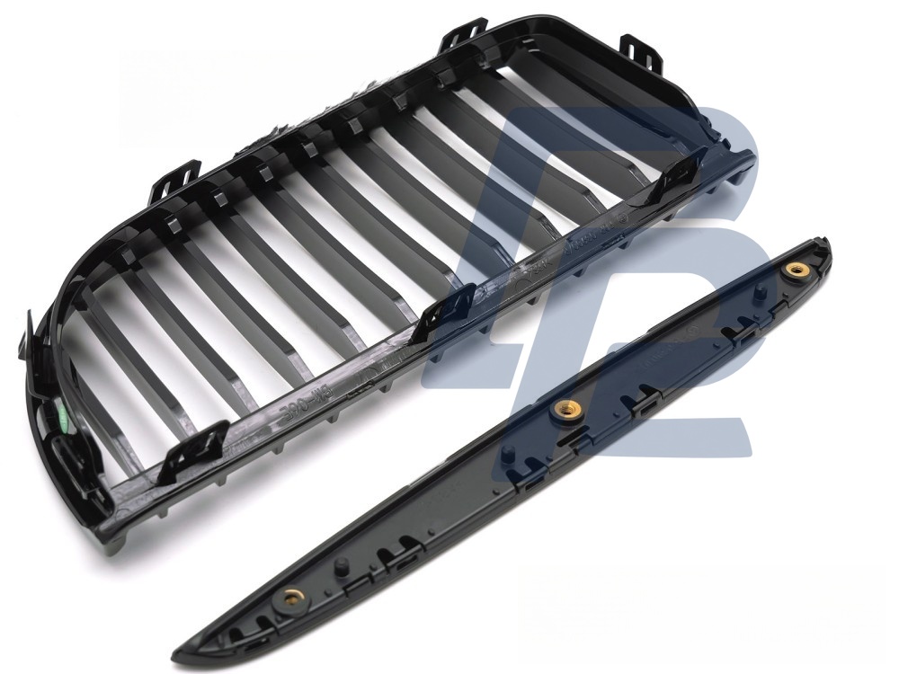 Grille Gloss Black for BMW E90 / E91 2005–2008 - 4