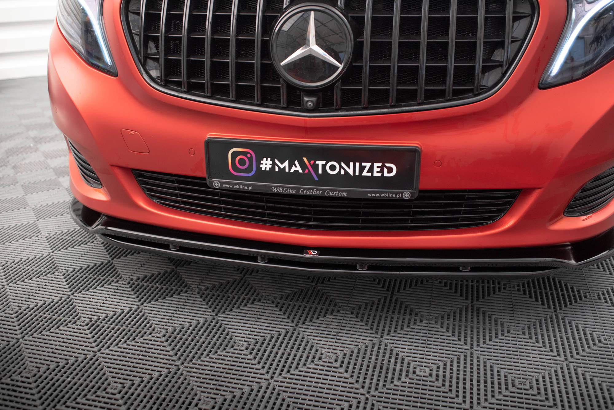 Front Splitter V.4 Mercedes V-Class W447 - 3