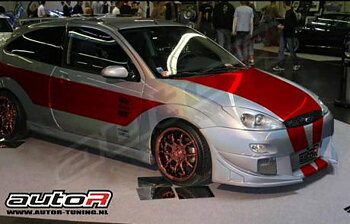 FORD FOCUS 98-01 3D FRONTBUMPER WARRIOR [AUTOR]