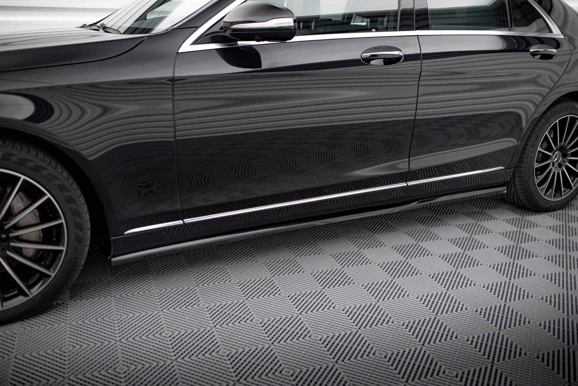 Side Skirts Diffusers Mercedes-Benz S W222 - 4