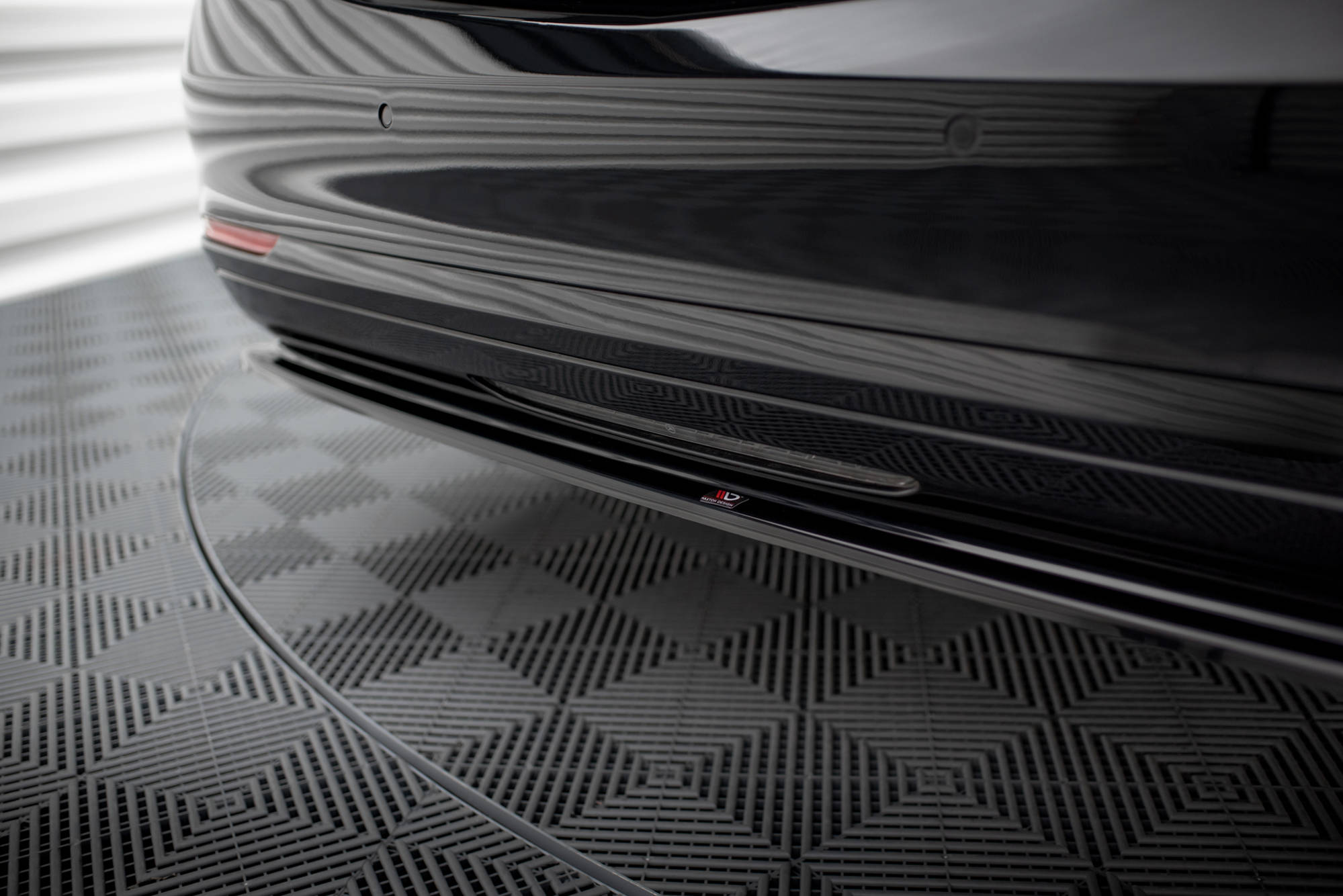 Central Rear Splitter V.2 Mercedes-Benz S W222 - 2