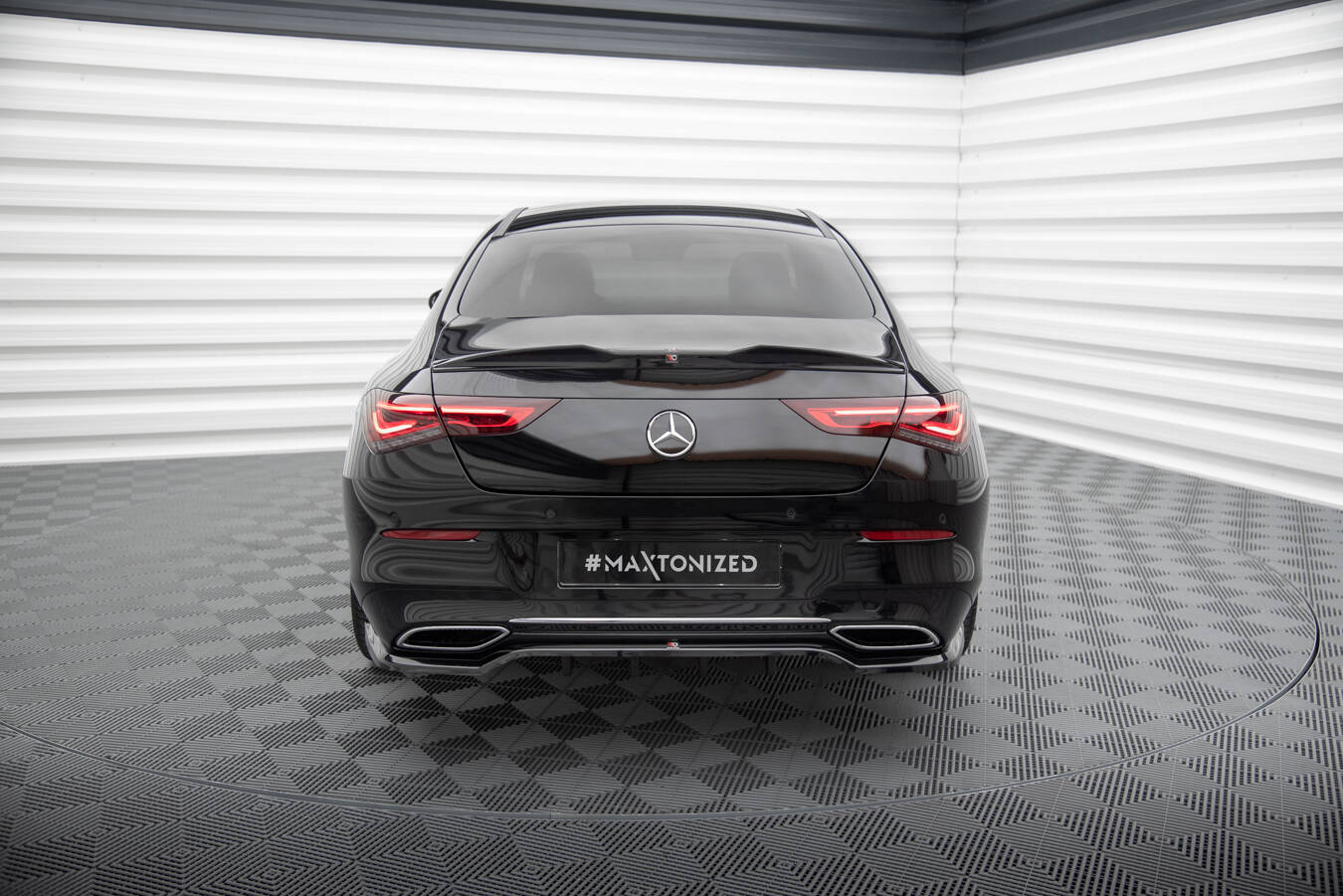 Central Rear Splitter (Vertical Bars) Mercedes-Benz CLA Coupe C118 - 2