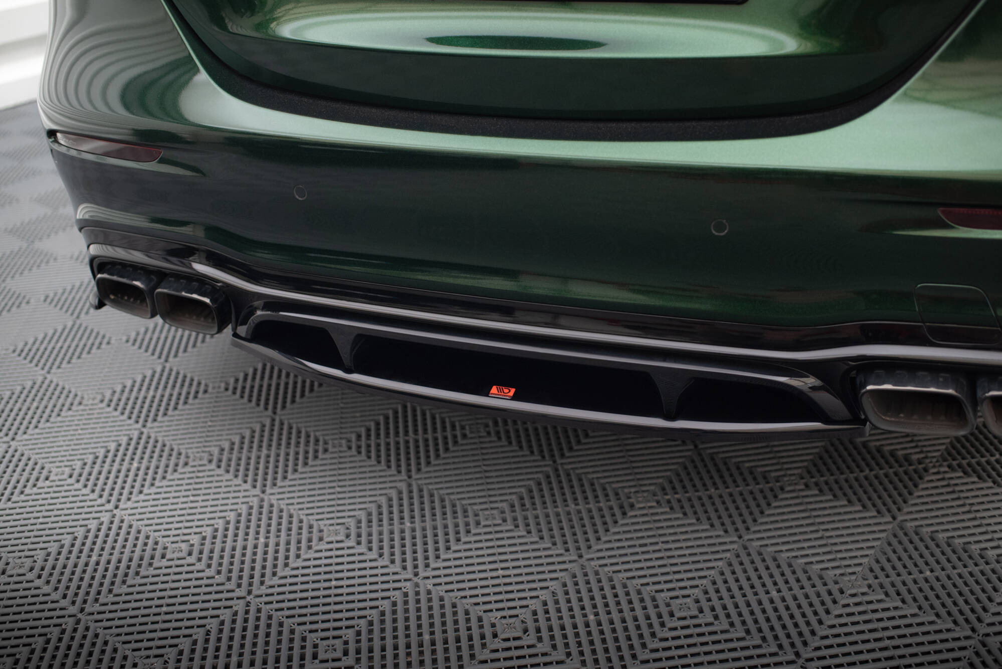 Central Rear Splitter (Vertical Bars) Mercedes-AMG E63 W213 Facelift - 3