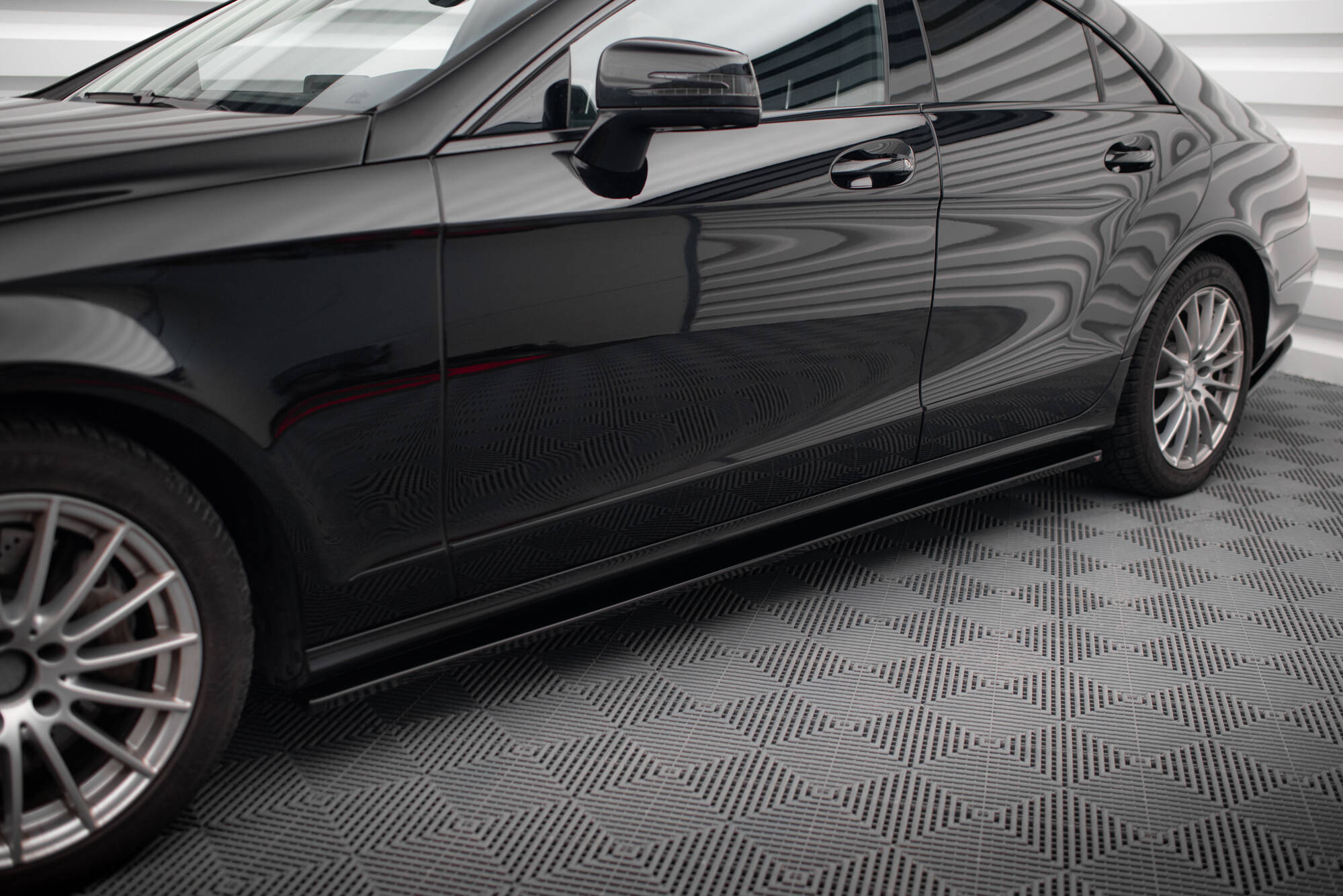 Side Skirts Diffusers V.2 Mercedes-Benz CLS C218 - 2