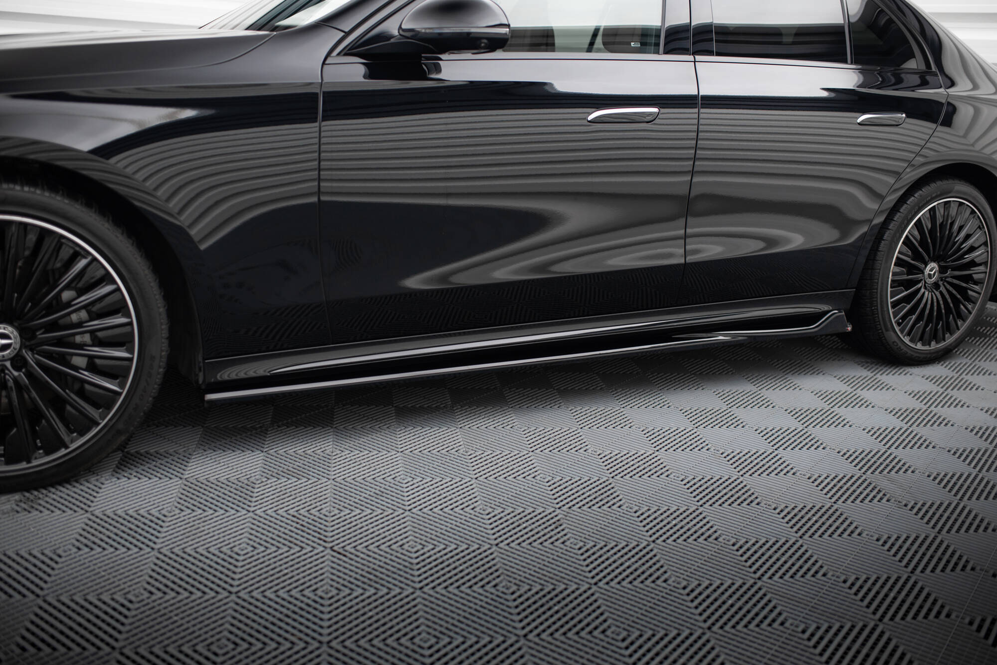 Side Skirts Diffusers Mercedes-Benz E AMG-Line W214 - 3