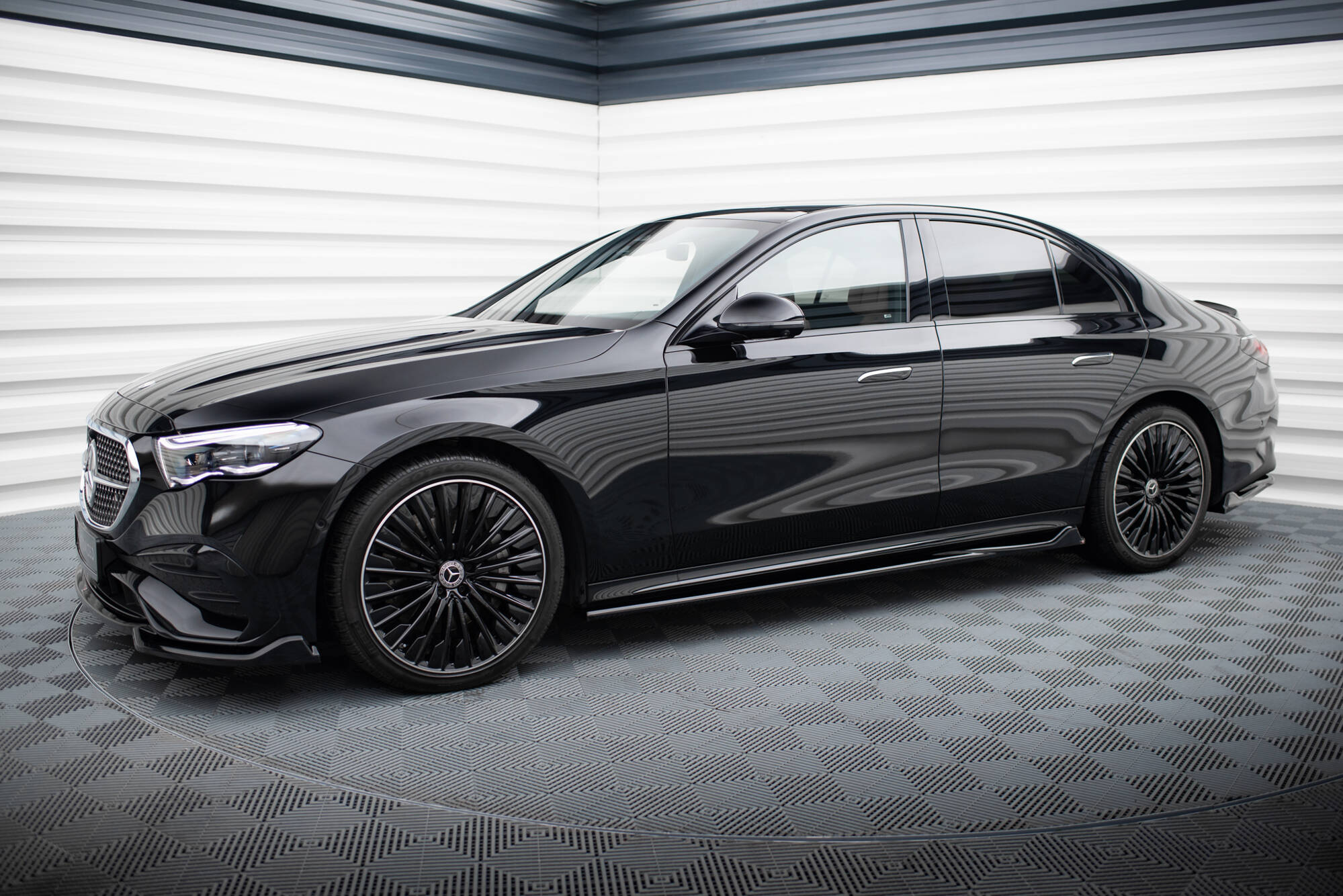 Side Skirts Diffusers Mercedes-Benz E AMG-Line W214 - 2
