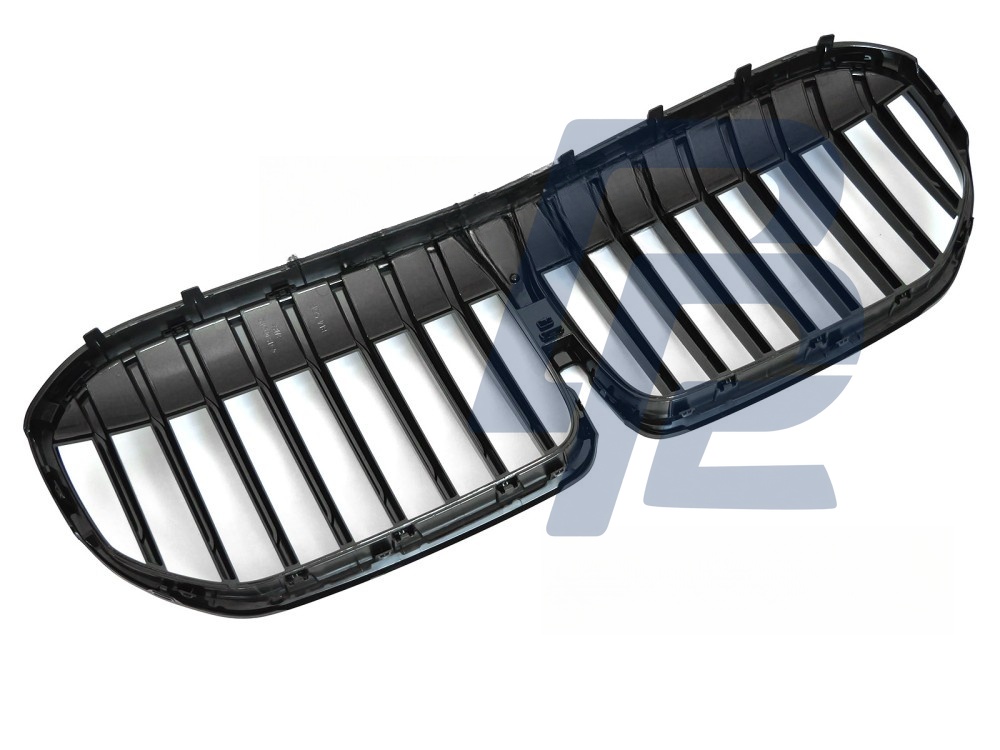 Grille Gloss Black for BMW G11 / G12 LCI 2019–2022 - 4