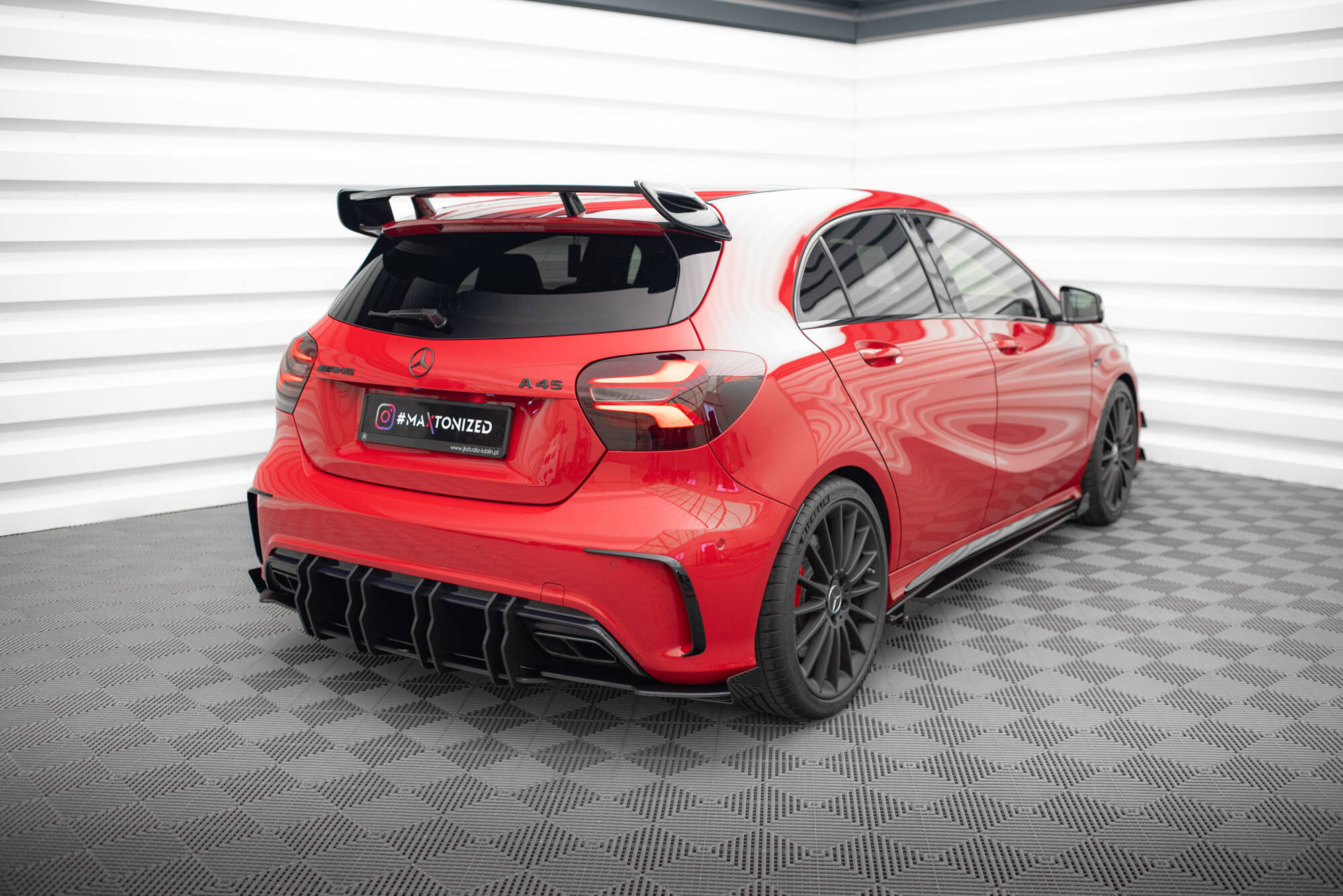 Rear Side Flaps Mercedes-Benz A 45 AMG W176 Facelift - 4