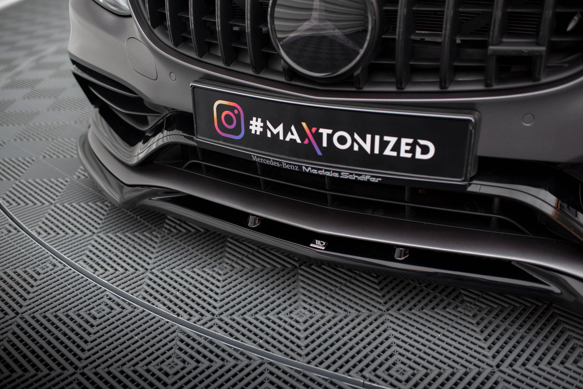Front Splitter V.2 Mercedes-AMG C63 Sedan / Estate W205 Facelift - 4