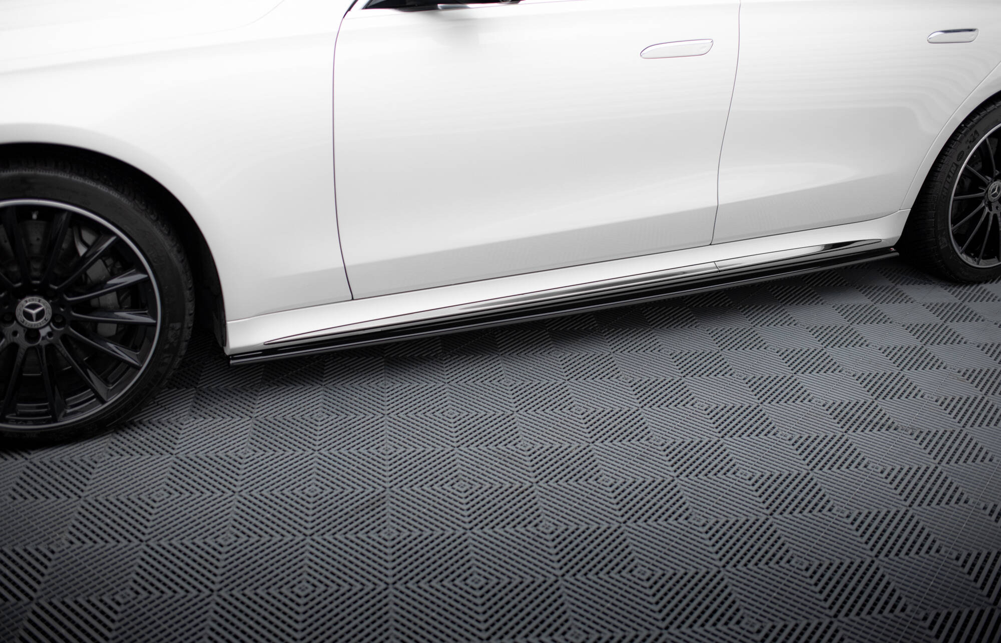 Side Skirts Diffusers Mercedes-Benz S AMG-Line W223 - 2