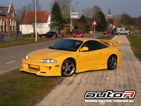 MITSUBISHI ECLIPSE D30 95-97 FRONTBUMPER BOOSTER [AUTOR]