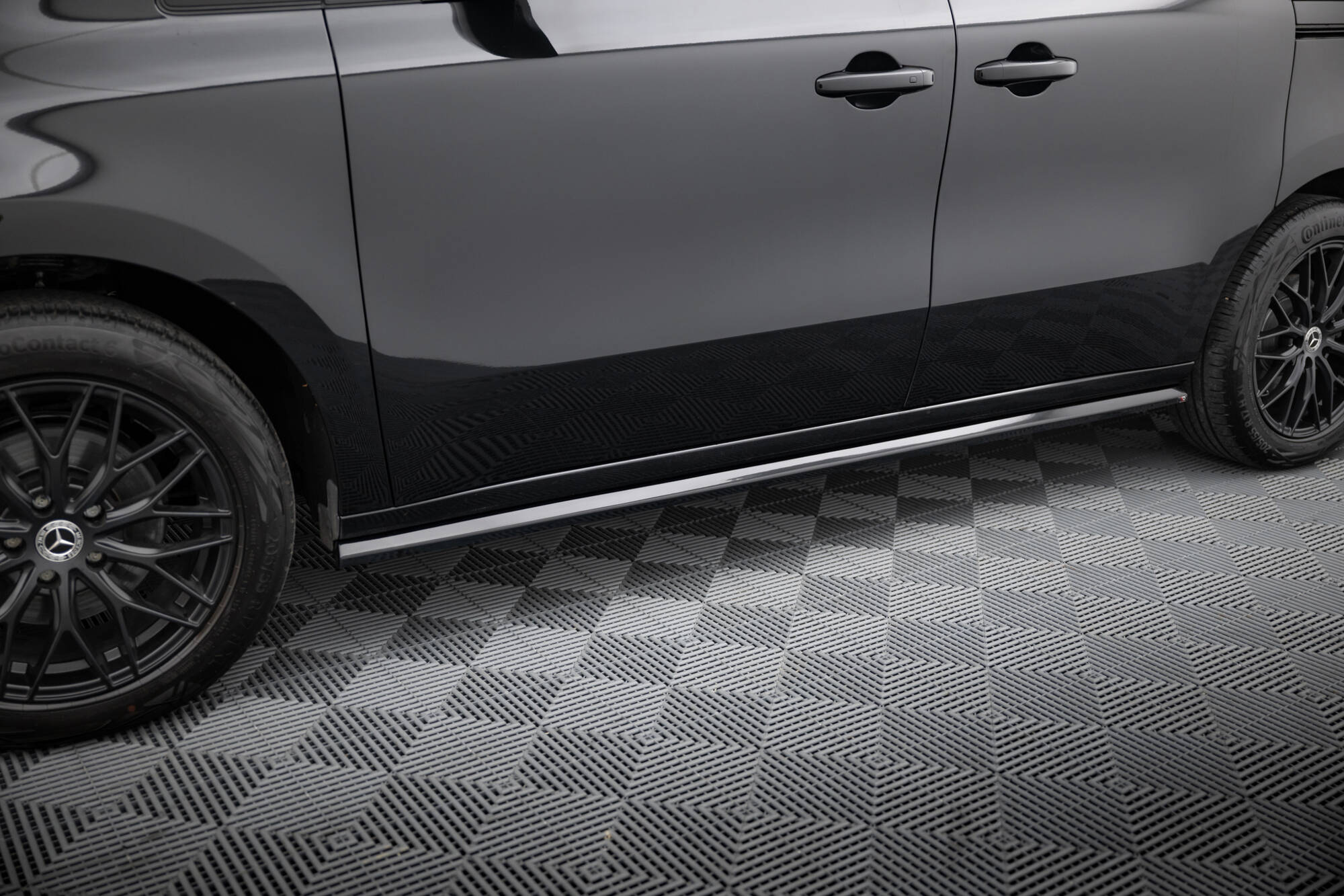 Side Skirts Diffusers Mercedes-Benz T W420 - 3