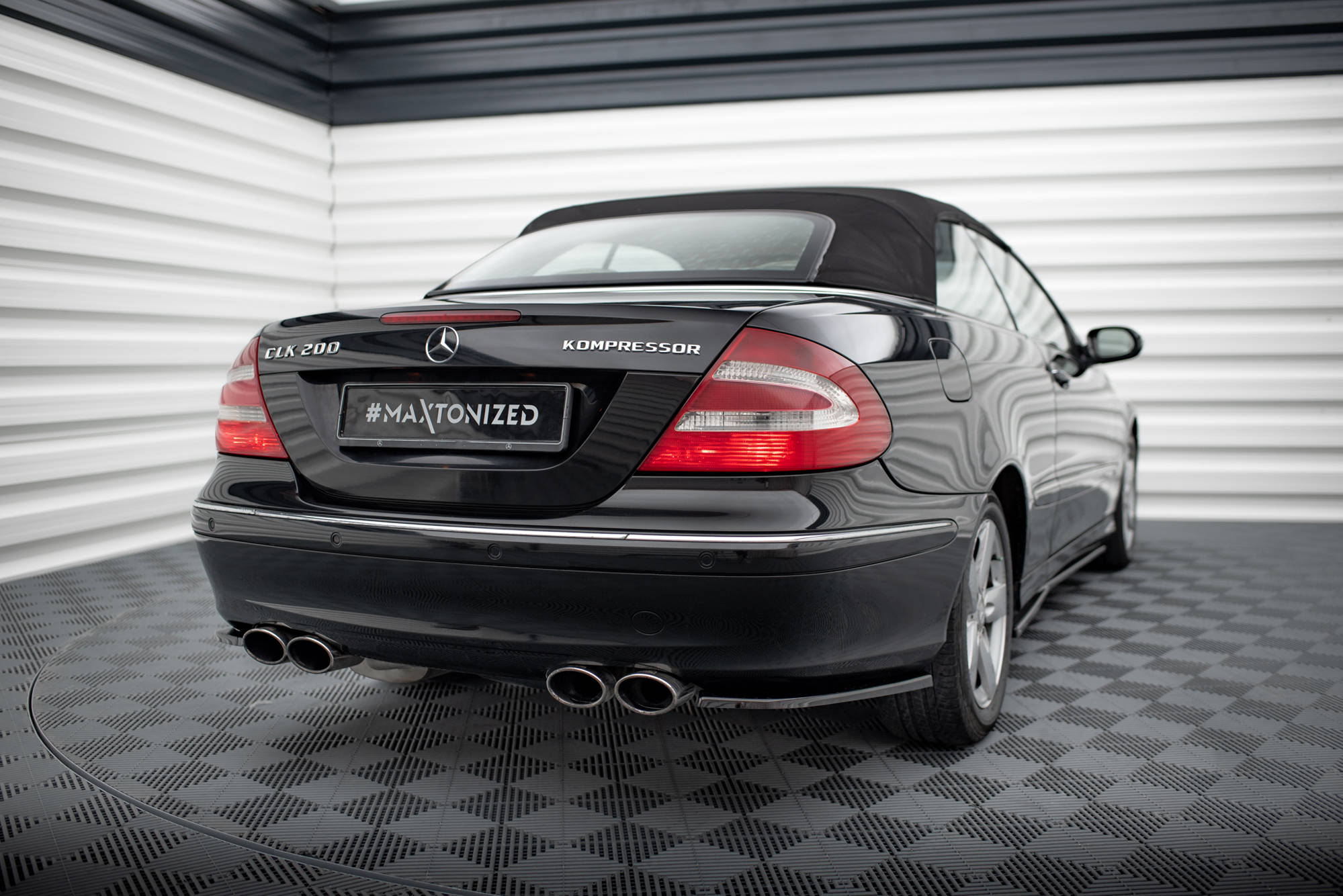 Rear Side Splitters V.1 Mercedes CLK W209 - 2