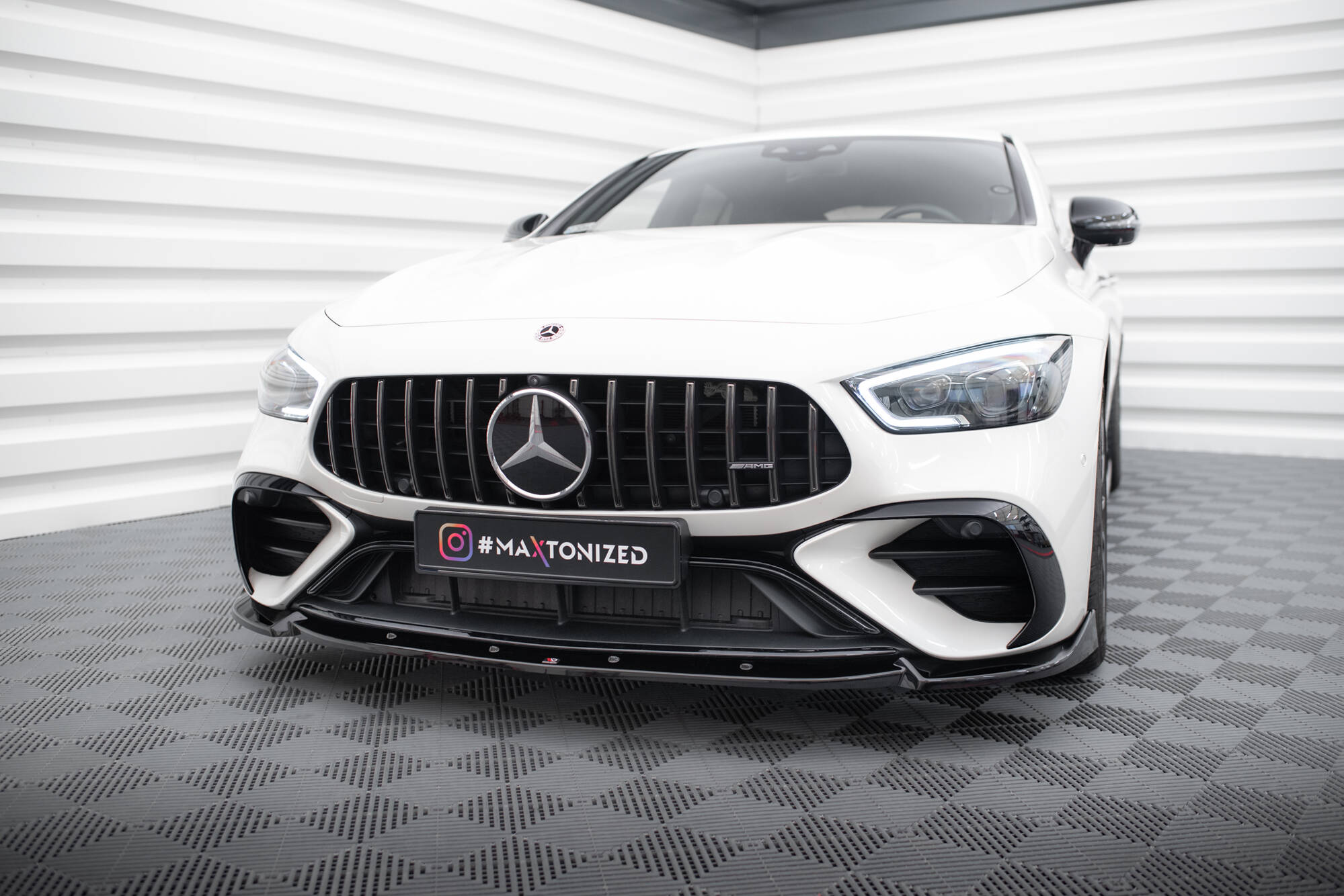 Front Splitter V.2 Mercedes-AMG GT 43 4 Door Coupe V8 Styling Package - 4