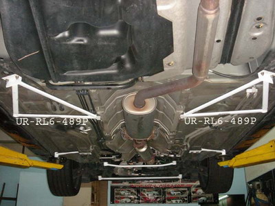 HONDA ODYSSEY 05+ ULTRARACING 2X 2-POINT REAR MEMBER BRACES