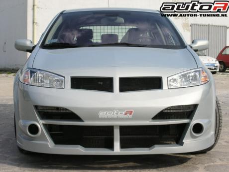 RENAULT MEGANE 03+ 3D FRONTBUMPER CHAMPION [AUTOR]