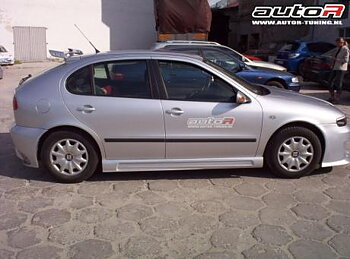SEAT LEON 99+ SIDESKIRTS BOOSTER [AUTOR]