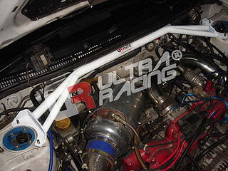 SUBARU IMPREZA GC8 94-01 ULTRARACING FRONT UPPER STRUTBAR