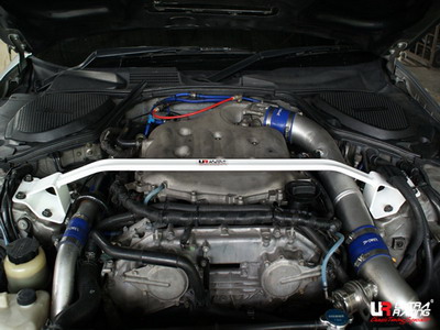 NISSAN 350Z 02-08 ULTRARACING 2-POINT FRONT UPPER STRUTBAR
