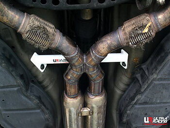 NISSAN 350Z 02-08 ULTRARACING 2-POINT MID LOWER MEMBER BRACE