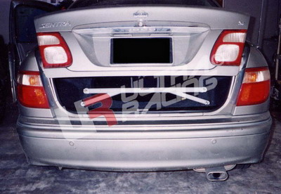 NISSAN ALMERA 00-05 N16 ULTRA-R 4-PUNKTS FÖRSTÄRKNINGSSTAG BAGAGERUM