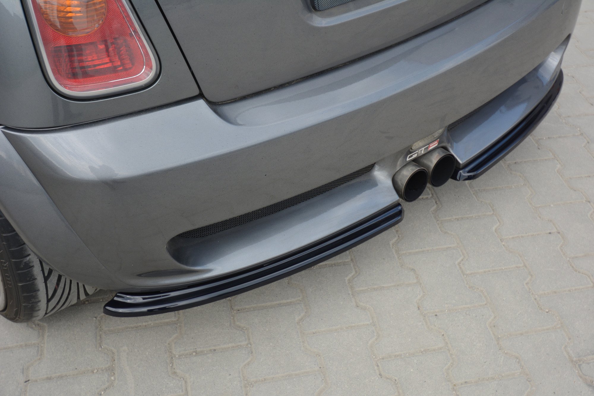 Rear Side Splitters Mini Cooper R53 S JCW (2003-2006) - 3