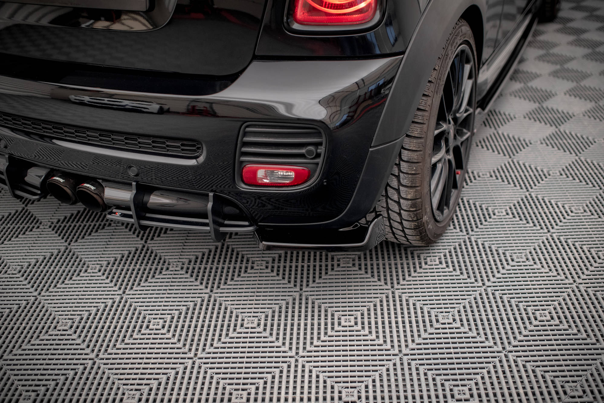 Rear Side Splitters V.2 Mini Cooper John Cooper Works R56 - 3