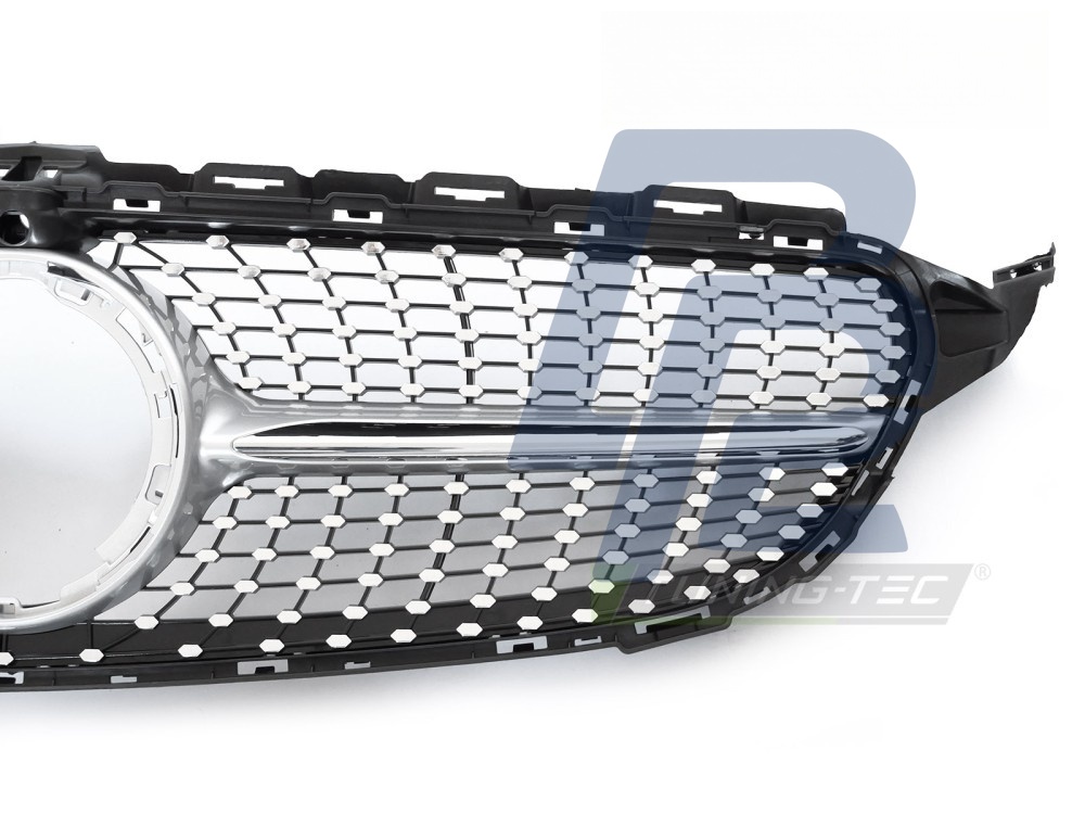 Grille Diamond Silver Chrome with Camera Hole for Mercedes W205 2018–2021 / S205 2018–2021 / C205 2018–2023 / A205 2018–2023 - 2