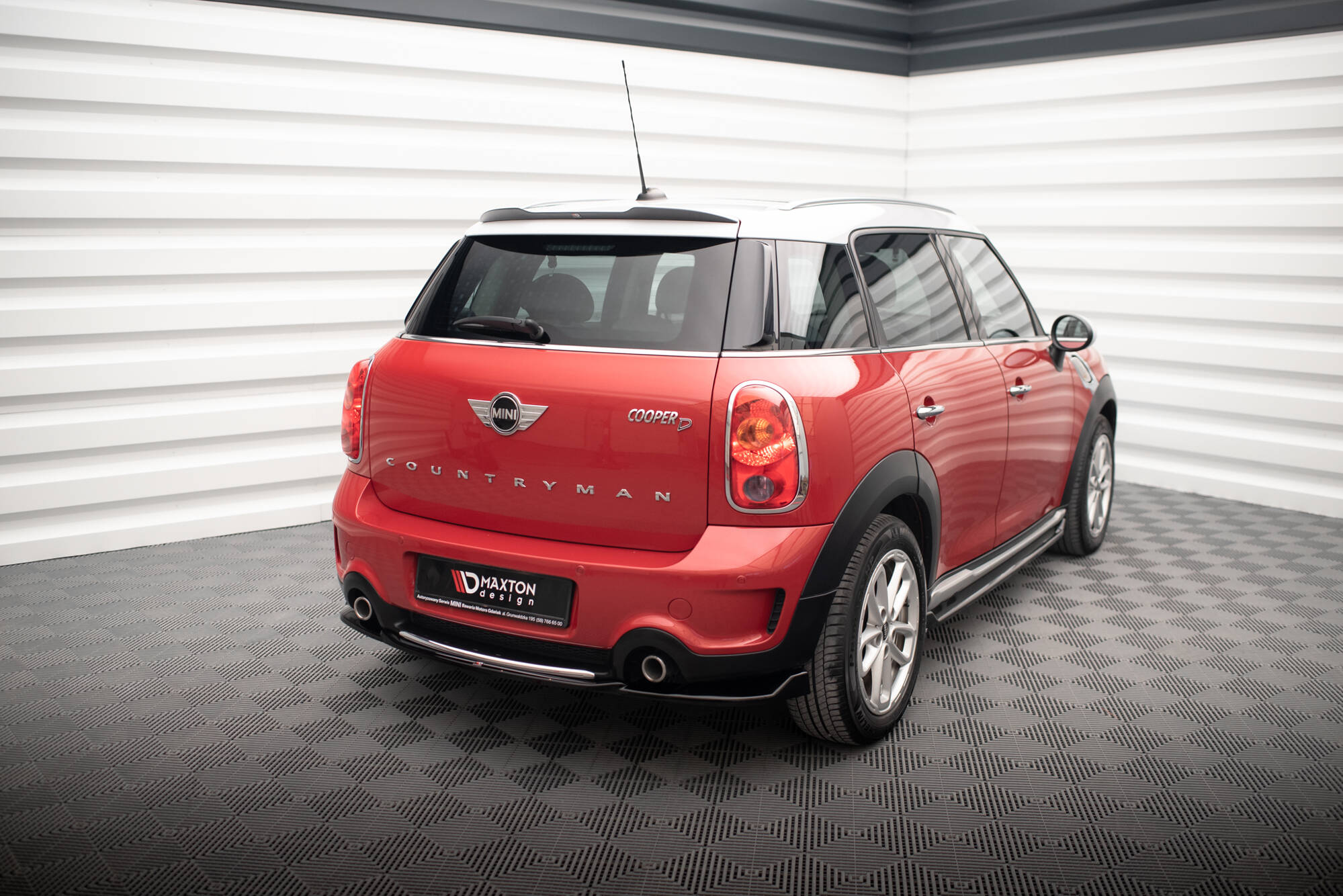 Central Rear Splitter Mini Cooper Countryman R60 Facelift - 2