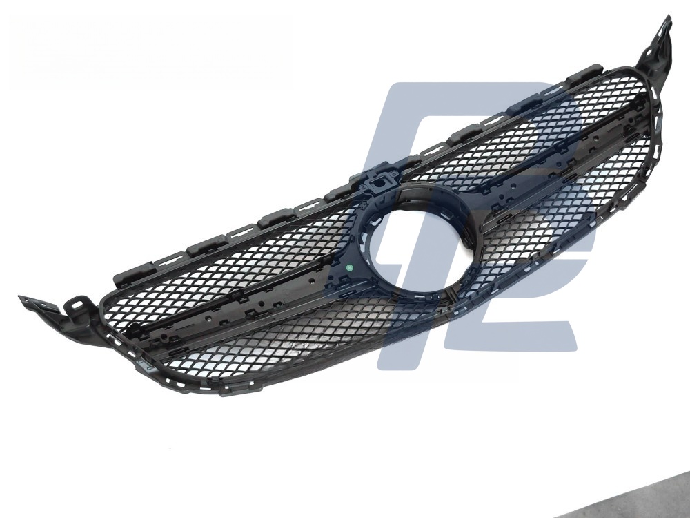 Grille Gloss Black with Camera Hole for Mercedes W205 2018–2021 / S205 2018–2021 / C205 2018–2023 / A205 2018–2023 - 4