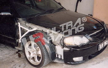 KIA SEPHIA 97-03 ULTRARACING 3-PUNKTS SKÄRMSTAG