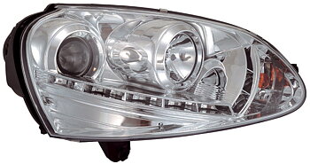 VW GOLF 5 STRÅLKASTARE SET KLARA (HID TYP)