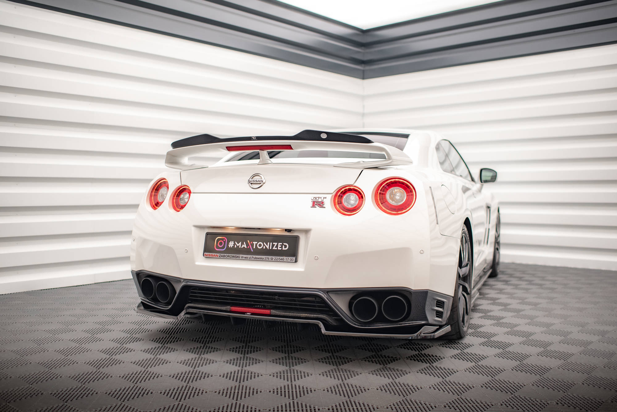 Spoiler CAP Nissan GTR R35 Facelift - 3