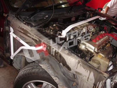 NISSAN SUNNY 91-94 B13 ULTRARACING 3-POINT FENDER BRACKETS