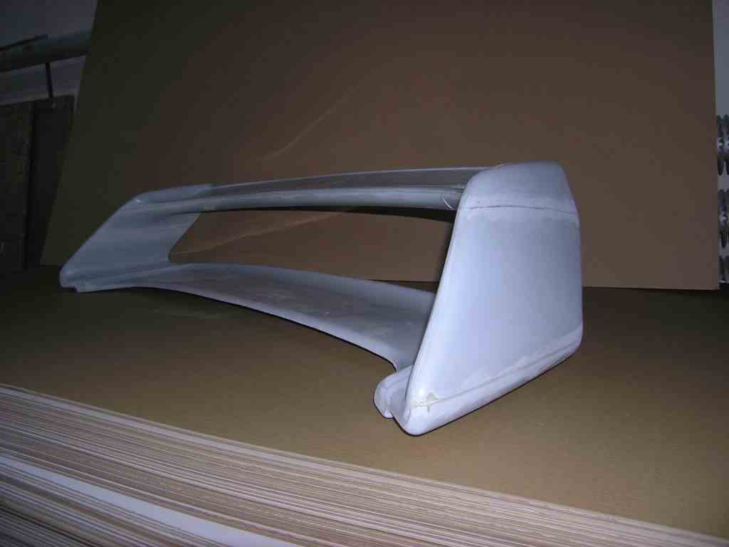 SUBARU IMPREZA 94-00 SPOILER [AUTOR]