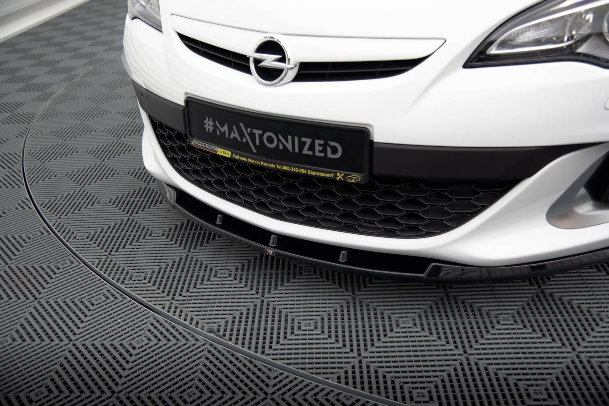 Front Splitter Opel Astra J OPC / VXR Nurburg - 4