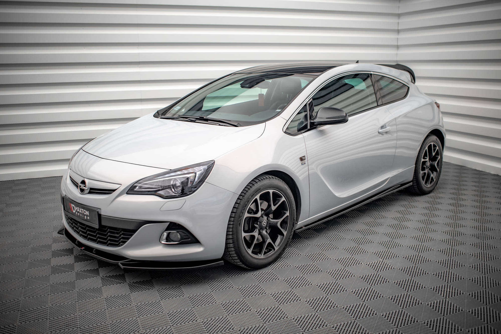 Side Skirts Diffusers Opel Astra GTC Opc-line J (2011-2018) - 3
