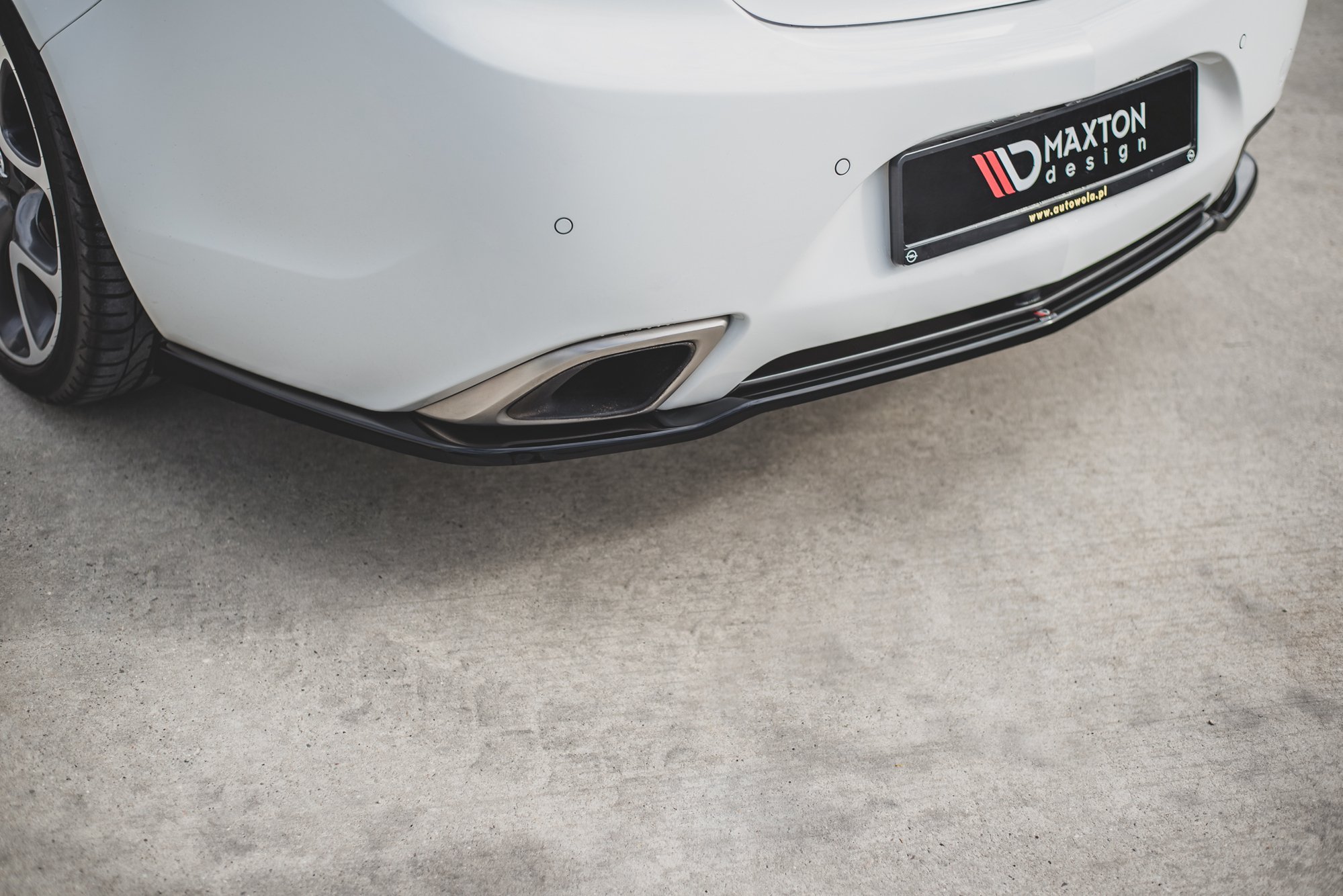 Central Rear Splitter Opel/vauxhall Insignia MK1 Vxr/opc Facelift (2013-2017) - 2