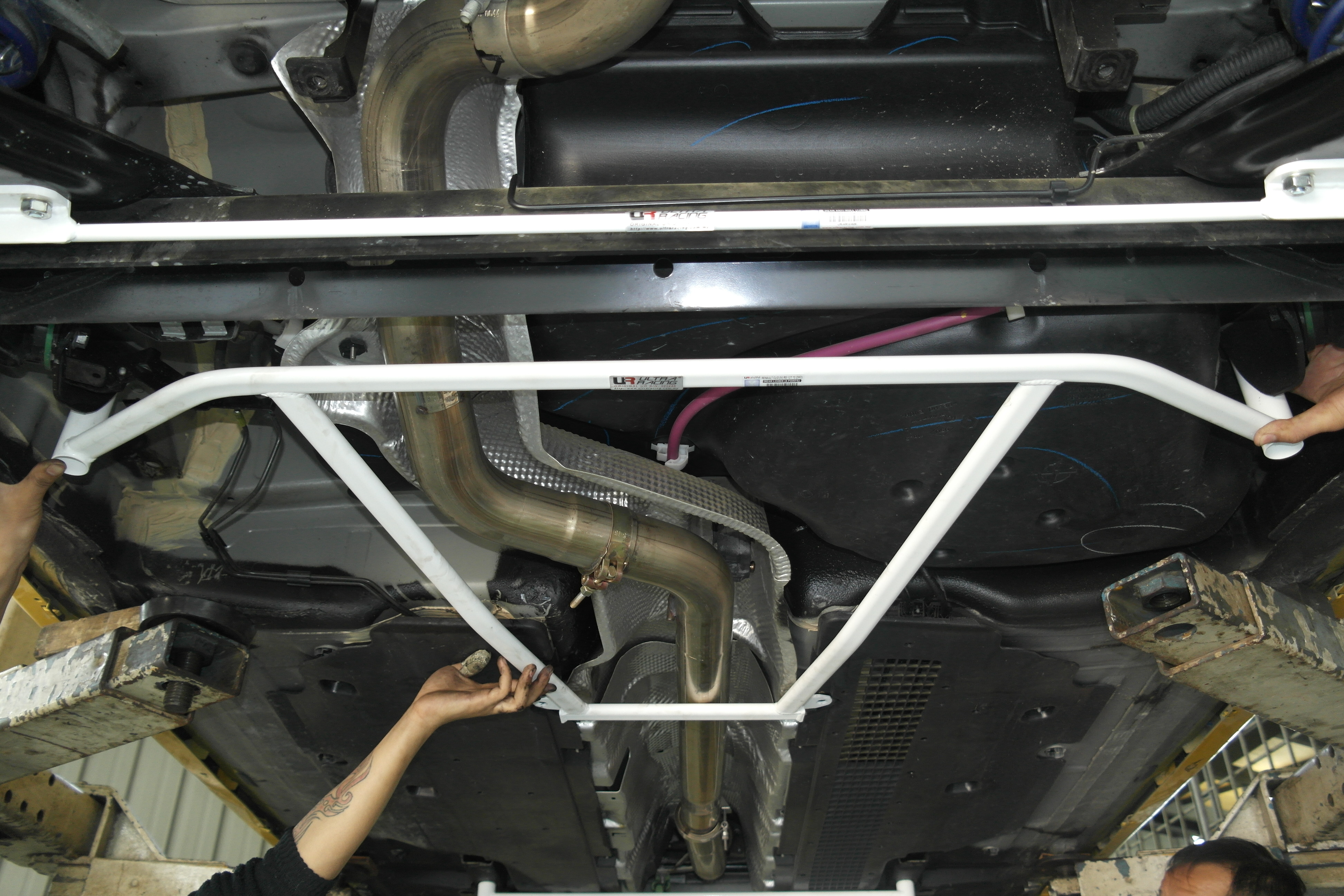 RENAULT CLIO RS MK4 13+ ULTRA-R 4P REAR LOWER BRACE 3215