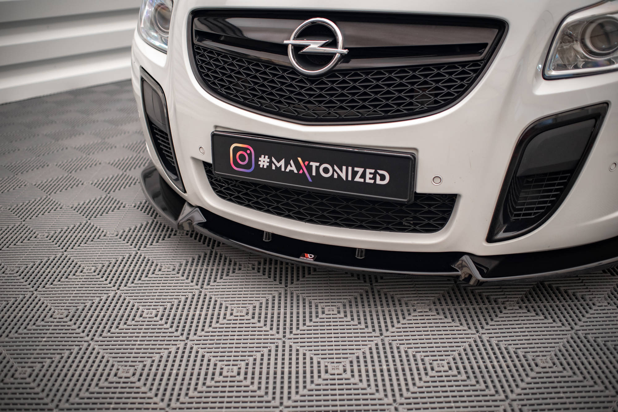 Front Splitter V.2 Opel / Vauxhall Insignia OPC Mk1 - 3