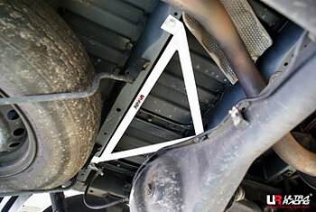 TOYOTA HIACE/H200 04+ ULTRARACING 3-POINT REAR BRACE 1368