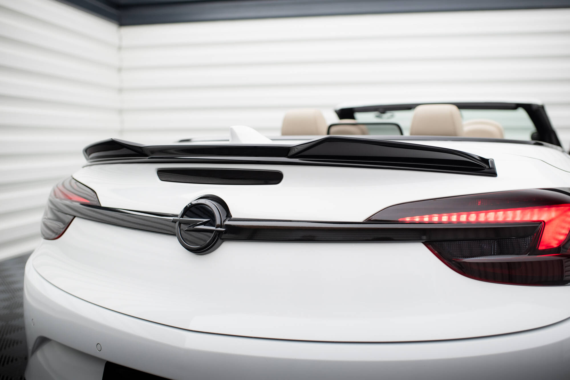 Spoiler CAP 3D Opel Cascada - 4