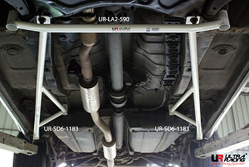 TOYOTA RAV4 95-05 (4D) ULTRARACING 2X 3-POINT FLOOR BARS